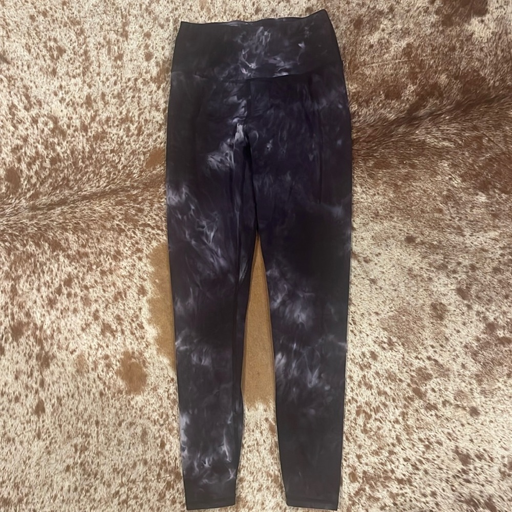 Tie-dye leggings